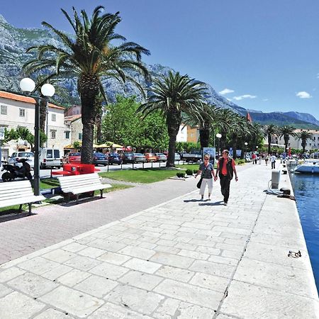 Awesome Apartment In Makarska With Kitchen Buitenkant foto